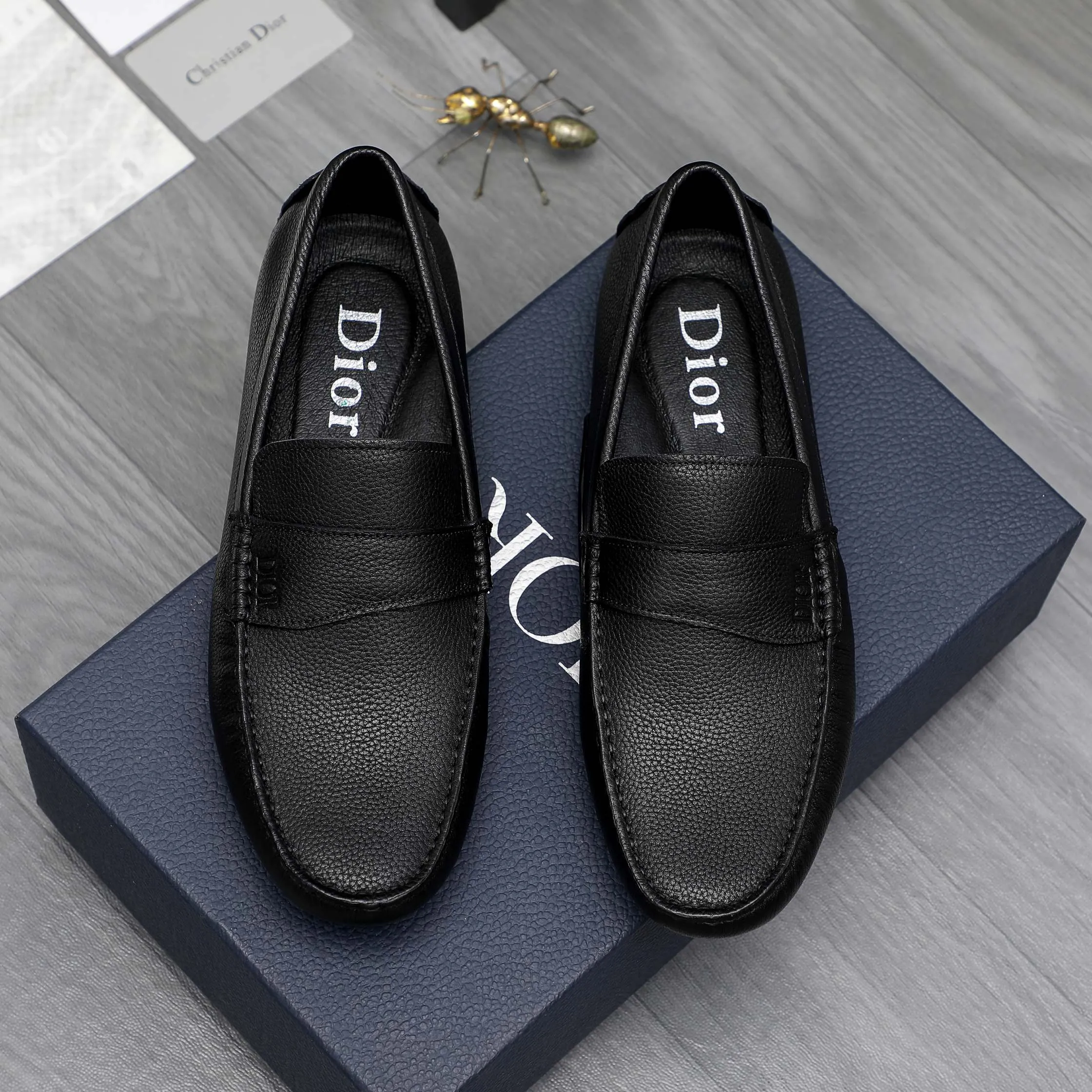 Men's shoes 💰400 Product trademark: Dior "Dior" casual slip-on shoes Regular size: 38-45 (45 is custom-made and non-returnable) Product materials: Selected pebbled cowhide upper, pigskin lining, rubber outsole